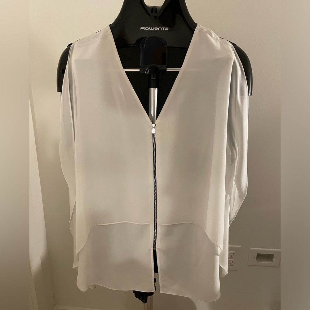 Kenneth Cole sleeveless white-black chiffon blouse